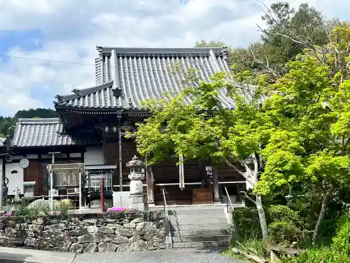大高能寺の{uncategorized: "未分類", other: "その他", undefined: "問題あり", building: "その他建物", grave: "お墓", sacred_gate: "鳥居", guardian: "狛犬", statue: "像", buddha: "仏像", history: "歴史", nature: "自然", garden: "庭園", animal: "動物", pagoda: "塔", temizu: "手水舎", mountain_gate: "山門・神門", sanctuary: "本殿・本堂", subordinate: "末社・摂社", art: "芸術", scenery: "景色", jizo: "地蔵", ema: "絵馬", goshuin: "御朱印", omikuji: "おみくじ", items: "授与品その他", amulet: "お守り", goshuincho: "御朱印帳", eats: "食事", festival: "お祭り", votive_dance: "神楽", shichigosan: "七五三参", wedding: "結婚式", experience: "体験その他", initially: "初詣", around: "周辺", anti_infection: "感染症対策"}