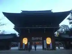 寒川神社の山門