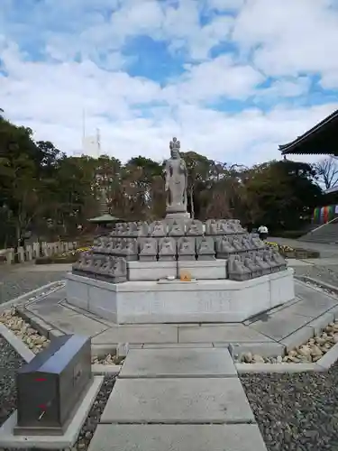 西新井大師総持寺の仏像