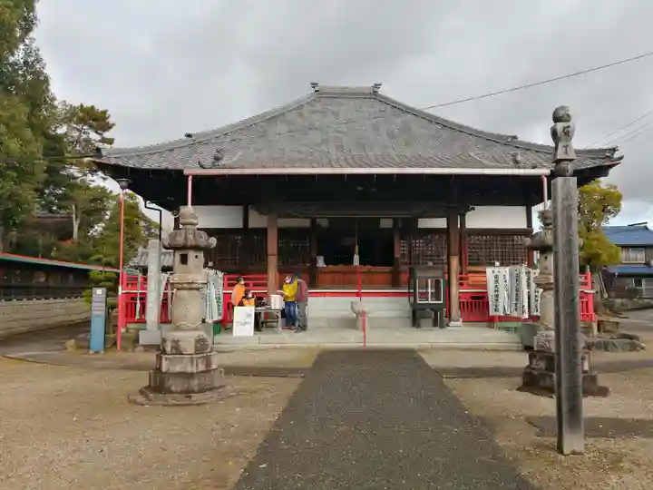 龍照院(常楽寺)の本殿・本堂