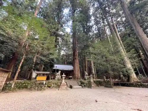 室生龍穴神社(奈良県)