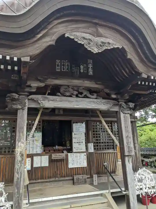 小山寺の本殿・本堂