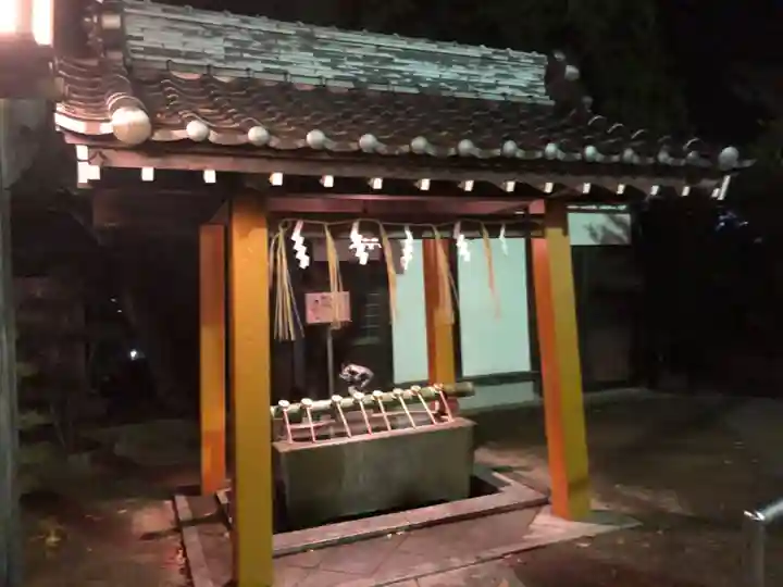 道通神社の手水舎