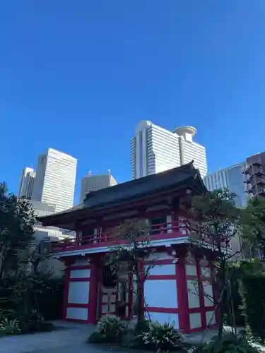 成子天神社の山門