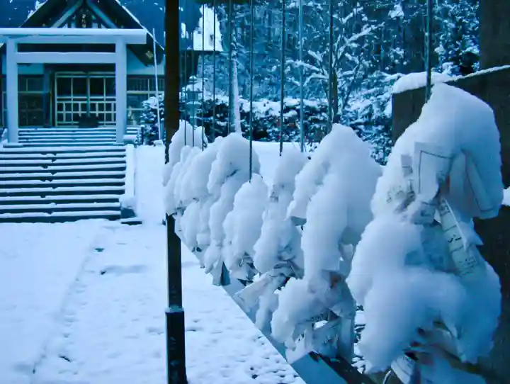 由仁神社(北海道)
