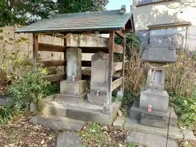 武蔵御嶽神社・出羽三山神社・道祖神の{uncategorized: "未分類", other: "その他", undefined: "問題あり", building: "その他建物", grave: "お墓", sacred_gate: "鳥居", guardian: "狛犬", statue: "像", buddha: "仏像", history: "歴史", nature: "自然", garden: "庭園", animal: "動物", pagoda: "塔", temizu: "手水舎", mountain_gate: "山門・神門", sanctuary: "本殿・本堂", subordinate: "末社・摂社", art: "芸術", scenery: "景色", jizo: "地蔵", ema: "絵馬", goshuin: "御朱印", omikuji: "おみくじ", items: "授与品その他", amulet: "お守り", goshuincho: "御朱印帳", eats: "食事", festival: "お祭り", votive_dance: "神楽", shichigosan: "七五三参", wedding: "結婚式", experience: "体験その他", initially: "初詣", around: "周辺", anti_infection: "感染症対策"}