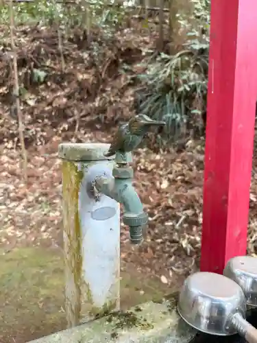 高座神社の{uncategorized: "未分類", other: "その他", undefined: "問題あり", building: "その他建物", grave: "お墓", sacred_gate: "鳥居", guardian: "狛犬", statue: "像", buddha: "仏像", history: "歴史", nature: "自然", garden: "庭園", animal: "動物", pagoda: "塔", temizu: "手水舎", mountain_gate: "山門・神門", sanctuary: "本殿・本堂", subordinate: "末社・摂社", art: "芸術", scenery: "景色", jizo: "地蔵", ema: "絵馬", goshuin: "御朱印", omikuji: "おみくじ", items: "授与品その他", amulet: "お守り", goshuincho: "御朱印帳", eats: "食事", festival: "お祭り", votive_dance: "神楽", shichigosan: "七五三参", wedding: "結婚式", experience: "体験その他", initially: "初詣", around: "周辺", anti_infection: "感染症対策"}