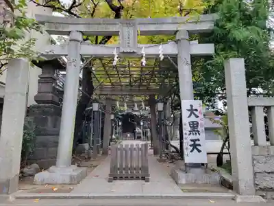 千住本氷川神社の鳥居