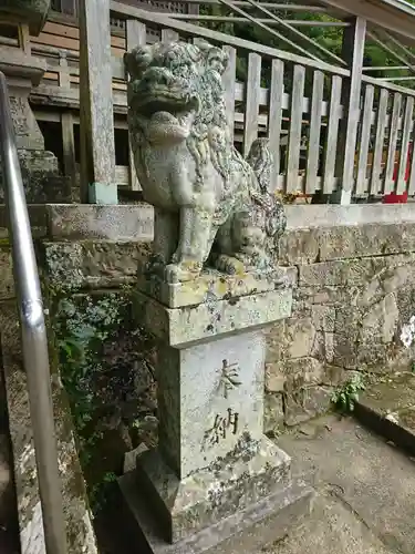 熊野三所神社の狛犬