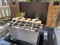 春日神社の手水舎