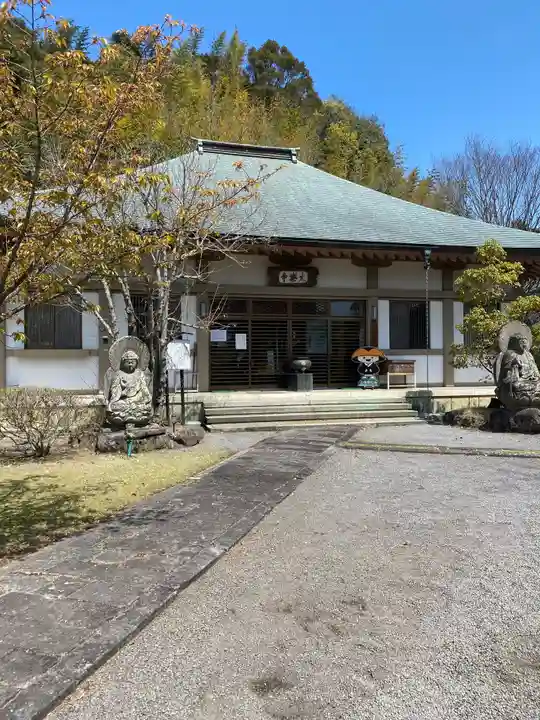 大楽寺の本殿・本堂