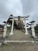 波久奴神社の{uncategorized: "未分類", other: "その他", undefined: "問題あり", building: "その他建物", grave: "お墓", sacred_gate: "鳥居", guardian: "狛犬", statue: "像", buddha: "仏像", history: "歴史", nature: "自然", garden: "庭園", animal: "動物", pagoda: "塔", temizu: "手水舎", mountain_gate: "山門・神門", sanctuary: "本殿・本堂", subordinate: "末社・摂社", art: "芸術", scenery: "景色", jizo: "地蔵", ema: "絵馬", goshuin: "御朱印", omikuji: "おみくじ", items: "授与品その他", amulet: "お守り", goshuincho: "御朱印帳", eats: "食事", festival: "お祭り", votive_dance: "神楽", shichigosan: "七五三参", wedding: "結婚式", experience: "体験その他", initially: "初詣", around: "周辺", anti_infection: "感染症対策"}