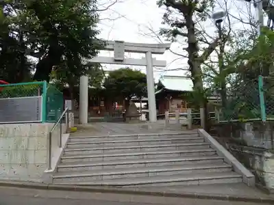 本郷氷川神社の鳥居