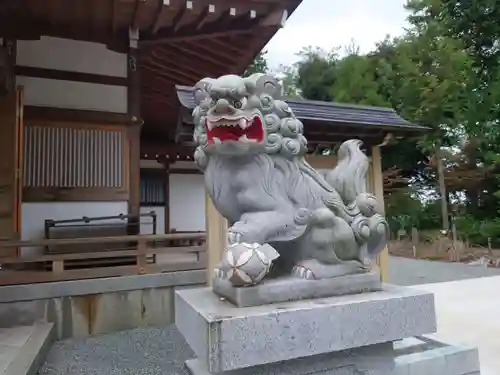 高森神社の狛犬