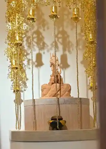 増上寺塔頭 三縁山 宝珠院の{uncategorized: "未分類", other: "その他", undefined: "問題あり", building: "その他建物", grave: "お墓", sacred_gate: "鳥居", guardian: "狛犬", statue: "像", buddha: "仏像", history: "歴史", nature: "自然", garden: "庭園", animal: "動物", pagoda: "塔", temizu: "手水舎", mountain_gate: "山門・神門", sanctuary: "本殿・本堂", subordinate: "末社・摂社", art: "芸術", scenery: "景色", jizo: "地蔵", ema: "絵馬", goshuin: "御朱印", omikuji: "おみくじ", items: "授与品その他", amulet: "お守り", goshuincho: "御朱印帳", eats: "食事", festival: "お祭り", votive_dance: "神楽", shichigosan: "七五三参", wedding: "結婚式", experience: "体験その他", initially: "初詣", around: "周辺", anti_infection: "感染症対策"}