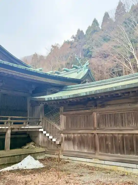 函館八幡宮の{uncategorized: "未分類", other: "その他", undefined: "問題あり", building: "その他建物", grave: "お墓", sacred_gate: "鳥居", guardian: "狛犬", statue: "像", buddha: "仏像", history: "歴史", nature: "自然", garden: "庭園", animal: "動物", pagoda: "塔", temizu: "手水舎", mountain_gate: "山門・神門", sanctuary: "本殿・本堂", subordinate: "末社・摂社", art: "芸術", scenery: "景色", jizo: "地蔵", ema: "絵馬", goshuin: "御朱印", omikuji: "おみくじ", items: "授与品その他", amulet: "お守り", goshuincho: "御朱印帳", eats: "食事", festival: "お祭り", votive_dance: "神楽", shichigosan: "七五三参", wedding: "結婚式", experience: "体験その他", initially: "初詣", around: "周辺", anti_infection: "感染症対策"}