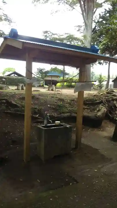 側高神社の手水舎