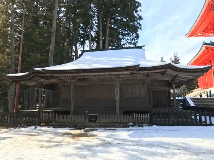 壇上伽藍のその他建物