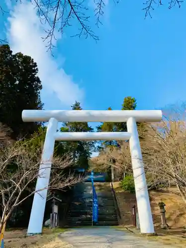 土津神社｜こどもと出世の神さまの鳥居