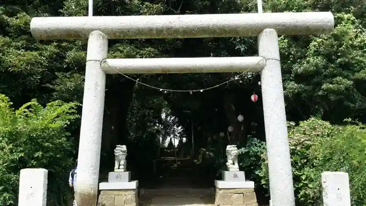 堀出神社の鳥居