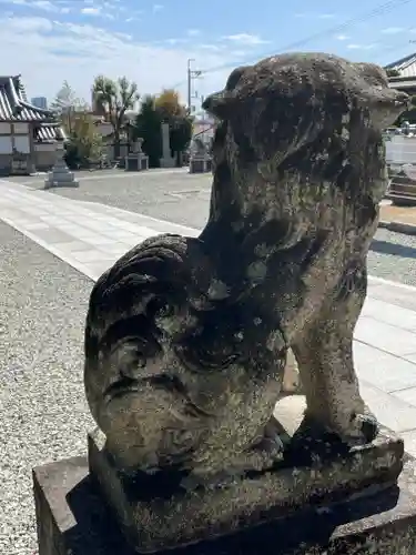 爲那都比古神社の狛犬