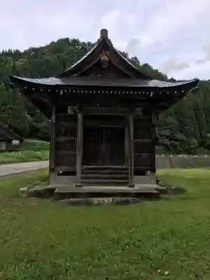 十二神社の本殿・本堂
