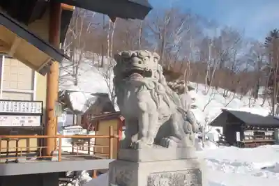 浦幌神社・乳神神社の狛犬