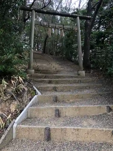 東ヶ丘神社の鳥居