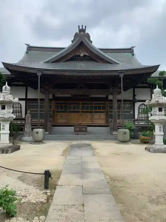 恩林寺の本殿・本堂