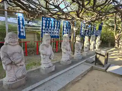 海神社の{uncategorized: "未分類", other: "その他", undefined: "問題あり", building: "その他建物", grave: "お墓", sacred_gate: "鳥居", guardian: "狛犬", statue: "像", buddha: "仏像", history: "歴史", nature: "自然", garden: "庭園", animal: "動物", pagoda: "塔", temizu: "手水舎", mountain_gate: "山門・神門", sanctuary: "本殿・本堂", subordinate: "末社・摂社", art: "芸術", scenery: "景色", jizo: "地蔵", ema: "絵馬", goshuin: "御朱印", omikuji: "おみくじ", items: "授与品その他", amulet: "お守り", goshuincho: "御朱印帳", eats: "食事", festival: "お祭り", votive_dance: "神楽", shichigosan: "七五三参", wedding: "結婚式", experience: "体験その他", initially: "初詣", around: "周辺", anti_infection: "感染症対策"}