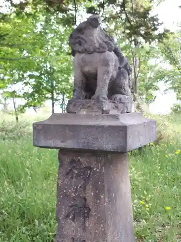 三川神社の狛犬