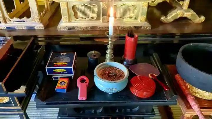 万照寺の本殿・本堂