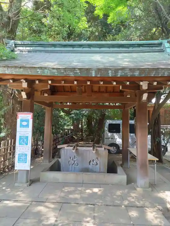 渋谷氷川神社の手水舎