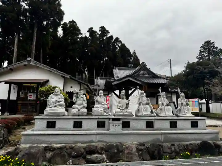 阿蘇白水龍神權現~白蛇神社~(熊本県)