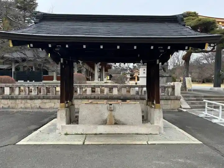 長野縣護國神社の{uncategorized: "未分類", other: "その他", undefined: "問題あり", building: "その他建物", grave: "お墓", sacred_gate: "鳥居", guardian: "狛犬", statue: "像", buddha: "仏像", history: "歴史", nature: "自然", garden: "庭園", animal: "動物", pagoda: "塔", temizu: "手水舎", mountain_gate: "山門・神門", sanctuary: "本殿・本堂", subordinate: "末社・摂社", art: "芸術", scenery: "景色", jizo: "地蔵", ema: "絵馬", goshuin: "御朱印", omikuji: "おみくじ", items: "授与品その他", amulet: "お守り", goshuincho: "御朱印帳", eats: "食事", festival: "お祭り", votive_dance: "神楽", shichigosan: "七五三参", wedding: "結婚式", experience: "体験その他", initially: "初詣", around: "周辺", anti_infection: "感染症対策"}