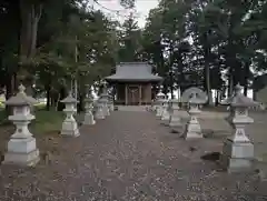 高尾神社の本殿