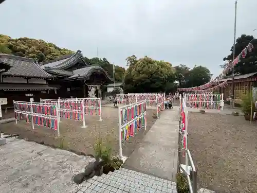 東海市熊野神社の{uncategorized: "未分類", other: "その他", undefined: "問題あり", building: "その他建物", grave: "お墓", sacred_gate: "鳥居", guardian: "狛犬", statue: "像", buddha: "仏像", history: "歴史", nature: "自然", garden: "庭園", animal: "動物", pagoda: "塔", temizu: "手水舎", mountain_gate: "山門・神門", sanctuary: "本殿・本堂", subordinate: "末社・摂社", art: "芸術", scenery: "景色", jizo: "地蔵", ema: "絵馬", goshuin: "御朱印", omikuji: "おみくじ", items: "授与品その他", amulet: "お守り", goshuincho: "御朱印帳", eats: "食事", festival: "お祭り", votive_dance: "神楽", shichigosan: "七五三参", wedding: "結婚式", experience: "体験その他", initially: "初詣", around: "周辺", anti_infection: "感染症対策"}