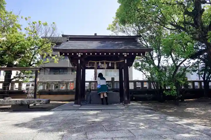 賀茂神社天満宮の手水舎