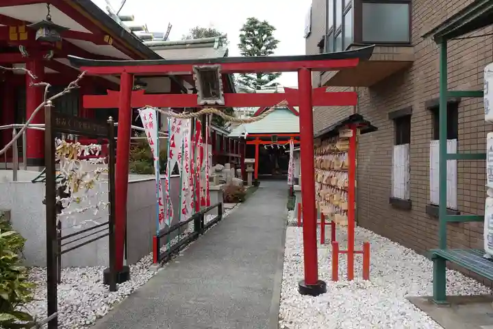 二宮神社の鳥居
