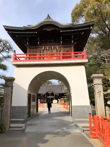 荒井神社の山門