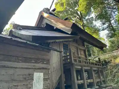 温泉神社の{uncategorized: "未分類", other: "その他", undefined: "問題あり", building: "その他建物", grave: "お墓", sacred_gate: "鳥居", guardian: "狛犬", statue: "像", buddha: "仏像", history: "歴史", nature: "自然", garden: "庭園", animal: "動物", pagoda: "塔", temizu: "手水舎", mountain_gate: "山門・神門", sanctuary: "本殿・本堂", subordinate: "末社・摂社", art: "芸術", scenery: "景色", jizo: "地蔵", ema: "絵馬", goshuin: "御朱印", omikuji: "おみくじ", items: "授与品その他", amulet: "お守り", goshuincho: "御朱印帳", eats: "食事", festival: "お祭り", votive_dance: "神楽", shichigosan: "七五三参", wedding: "結婚式", experience: "体験その他", initially: "初詣", around: "周辺", anti_infection: "感染症対策"}