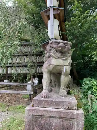 大石神社の狛犬