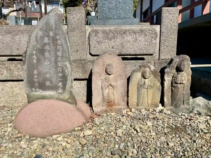 善仁寺の{uncategorized: "未分類", other: "その他", undefined: "問題あり", building: "その他建物", grave: "お墓", sacred_gate: "鳥居", guardian: "狛犬", statue: "像", buddha: "仏像", history: "歴史", nature: "自然", garden: "庭園", animal: "動物", pagoda: "塔", temizu: "手水舎", mountain_gate: "山門・神門", sanctuary: "本殿・本堂", subordinate: "末社・摂社", art: "芸術", scenery: "景色", jizo: "地蔵", ema: "絵馬", goshuin: "御朱印", omikuji: "おみくじ", items: "授与品その他", amulet: "お守り", goshuincho: "御朱印帳", eats: "食事", festival: "お祭り", votive_dance: "神楽", shichigosan: "七五三参", wedding: "結婚式", experience: "体験その他", initially: "初詣", around: "周辺", anti_infection: "感染症対策"}
