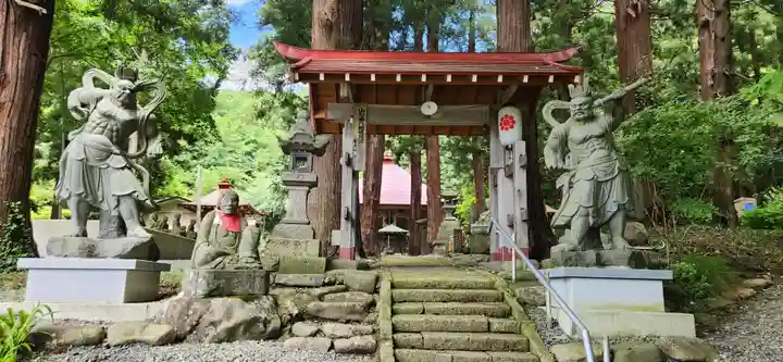風立寺の山門・神門