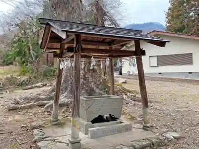 野巻椋神社の手水舎