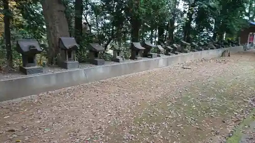 伊与久雷電神社の末社・摂社