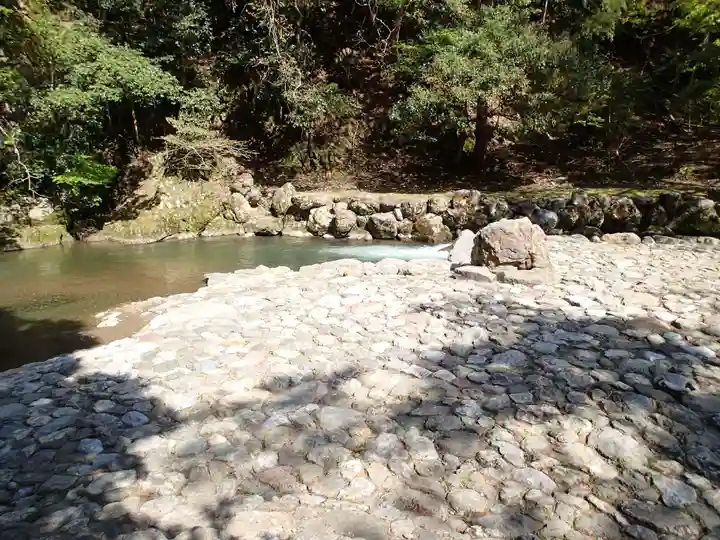 興成神社(東大寺境内社)の庭園