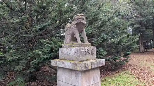 川西神社の狛犬