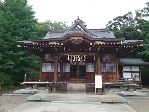 女化神社の本殿