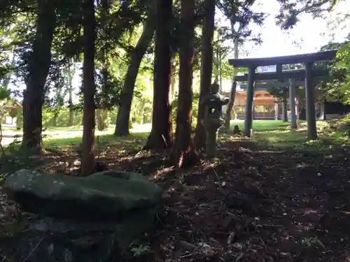 権現山内浦神社の鳥居